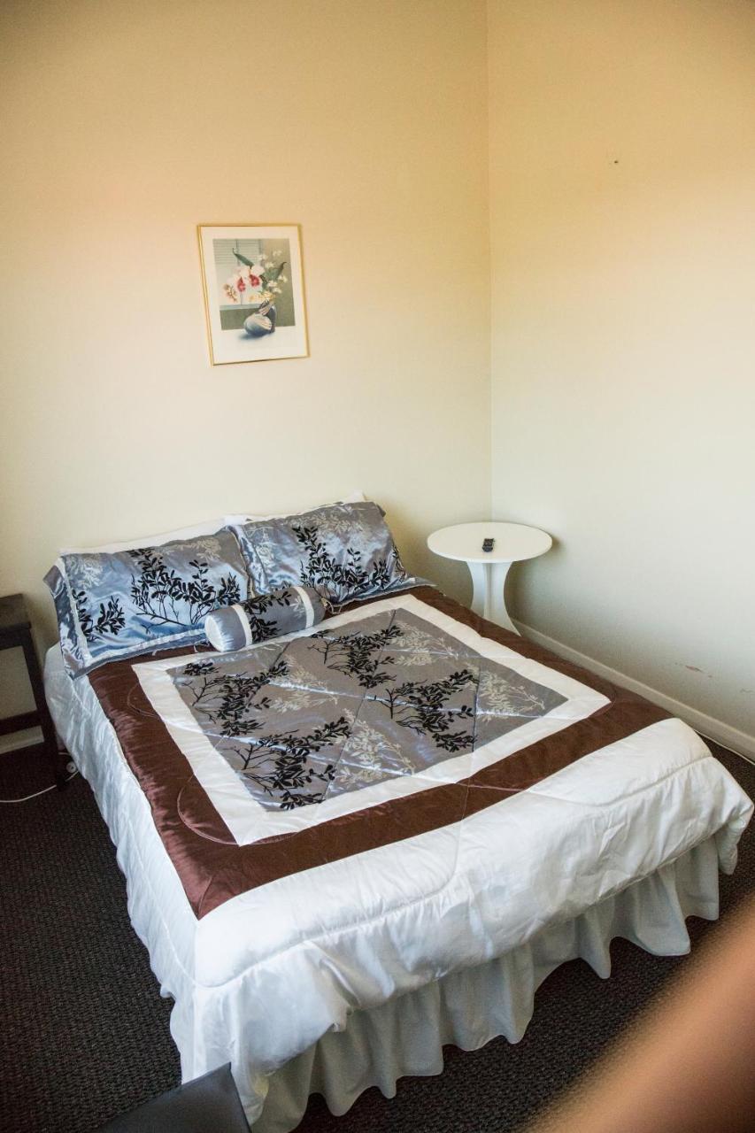 Post Office Hotel Foxton Екстериор снимка